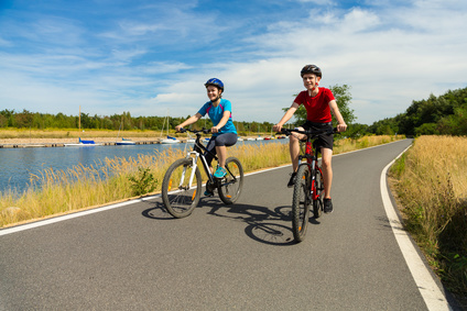 children cycling